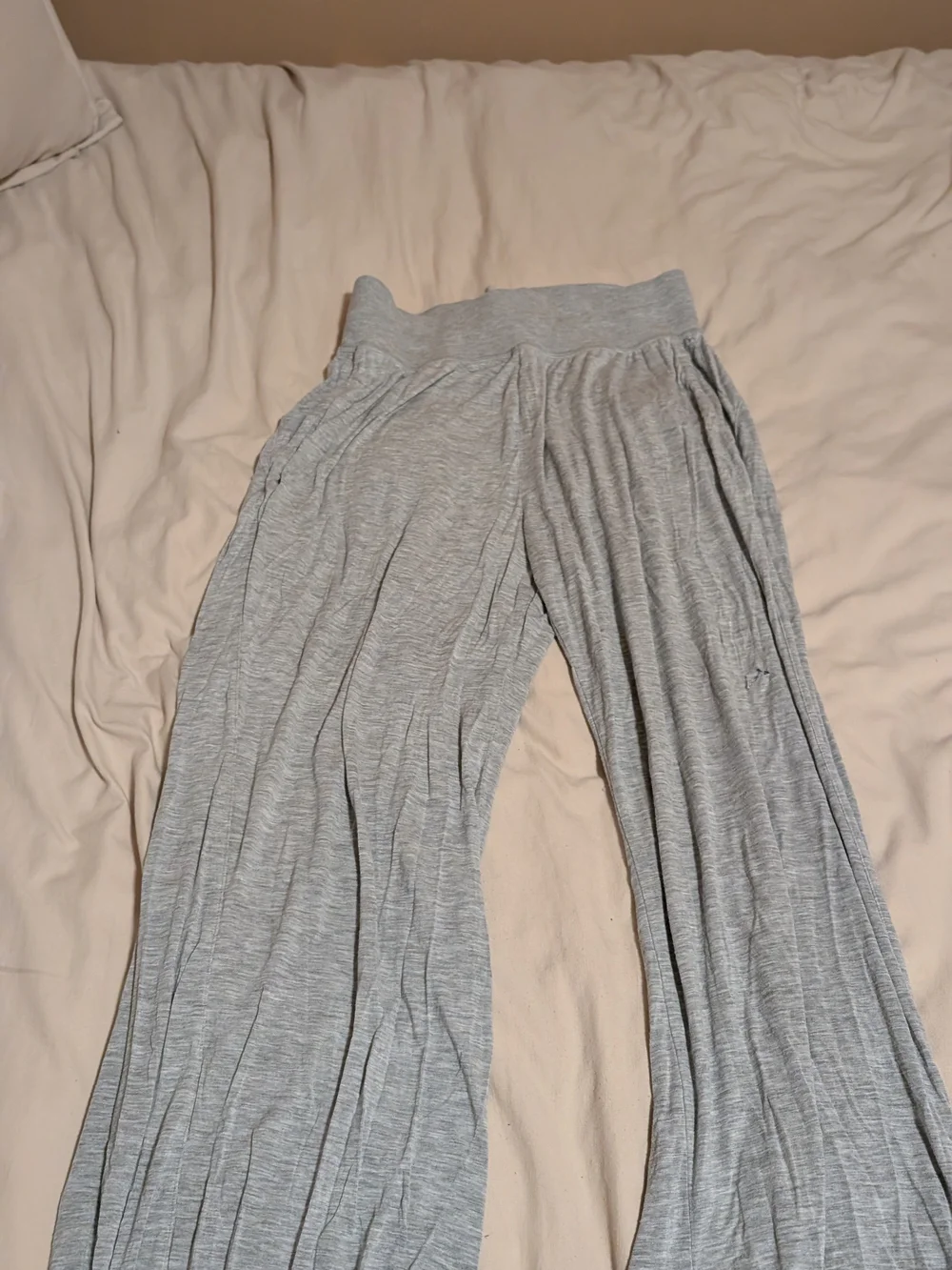 ALO Yoga soft ribbed
